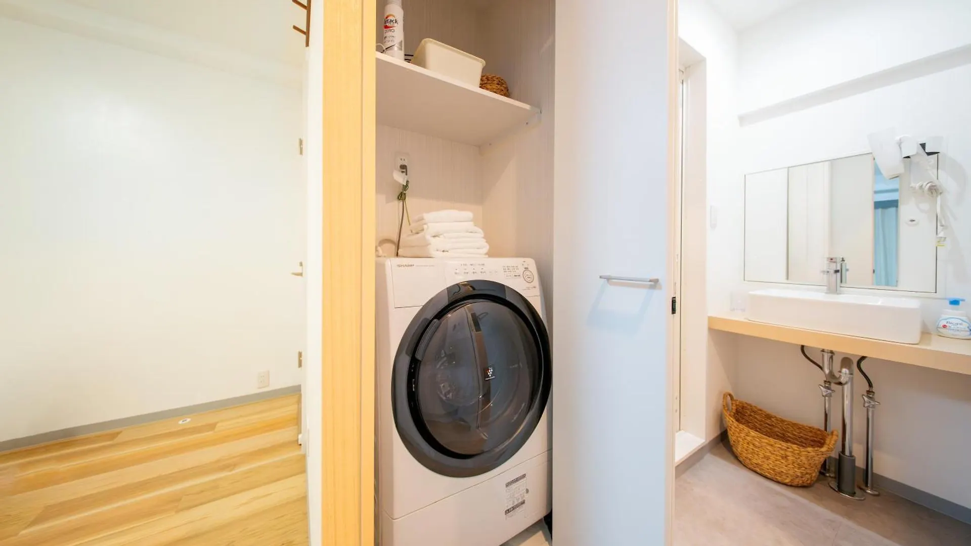 錦糸町ハウス Apartment Tokyo Japan